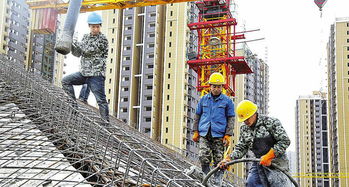 施工人員全力以赴，臨渭區(qū)中醫(yī)院整體遷建項目建筑勞務分包高效推進